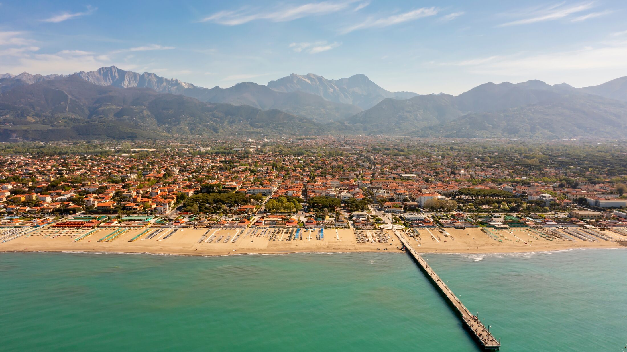 amazing forte dei marmi pier view